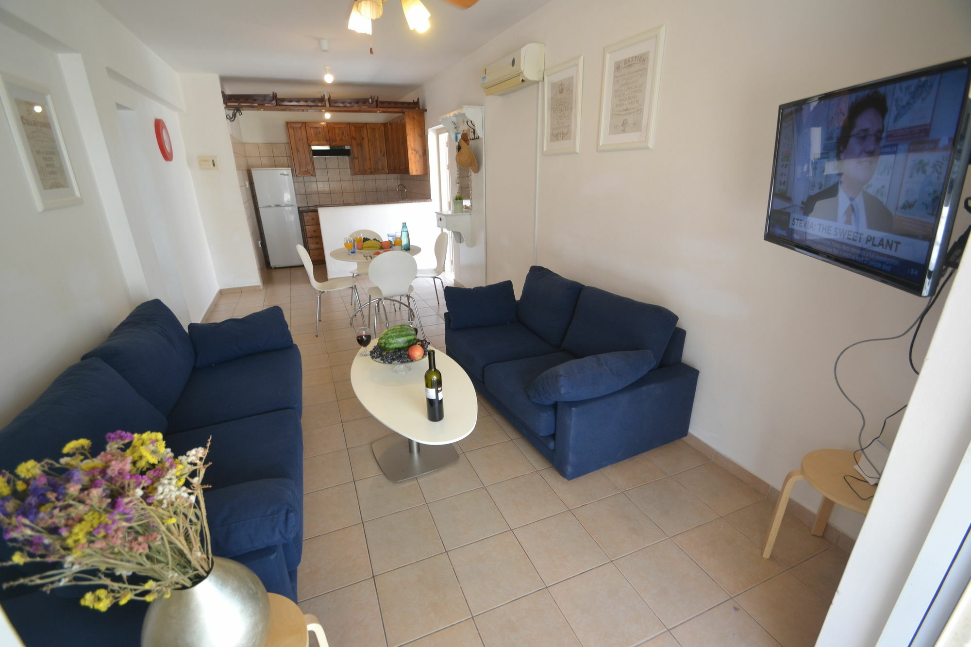 Apartment Ozalos 6 *